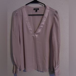 Women’s light purple/pink blouse
